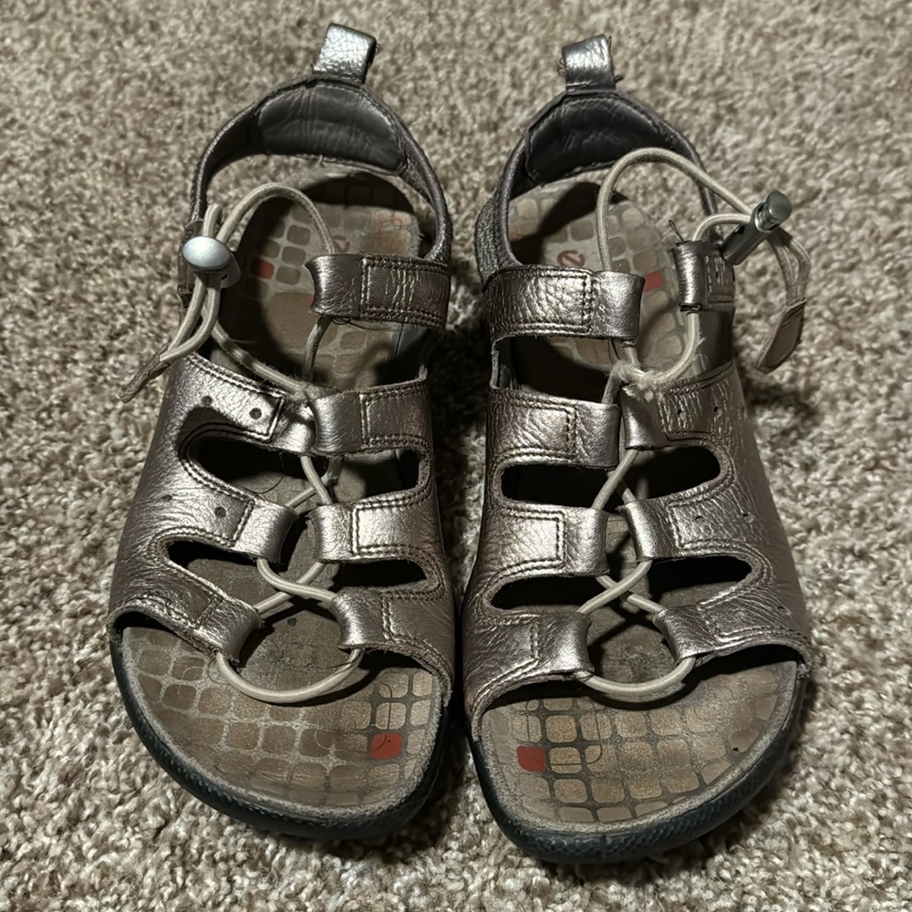 Ecco super-comfy bronze adjustable leather sandals (7)